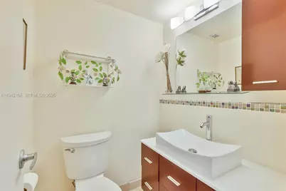 500 Bayview Dr #617, Sunny Isles Beach, FL 33160 - Photo 3