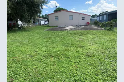 4501 SW 25th St #0, West Park, FL 33023 - Photo 3