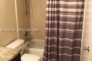 498 NW 165th St Rd, Miami, FL 33169 - Photo 13