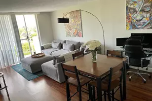 498 NW 165th St Rd, Miami, FL 33169 - Photo 9