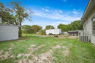 3021 Avenue J, Riviera Beach, FL 33404 - Photo 3