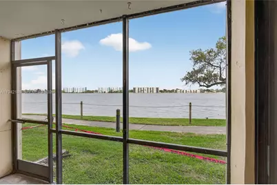 114 Lake Emerald Dr #104, Oakland Park, FL 33309 - Photo 27