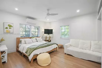 750 Espanola Way #6, Miami Beach, FL 33139 - Photo 5