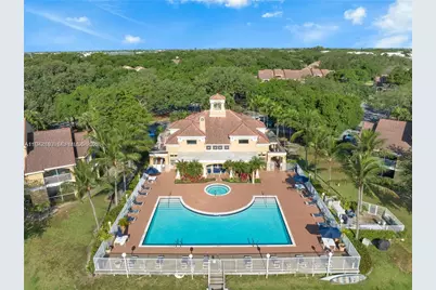 2667 NW 33rd St #2407, Oakland Park, FL 33309 - Photo 3