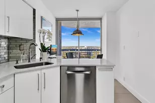 3530 Mystic Pointe Dr, Aventura, FL 33180 - Photo 15