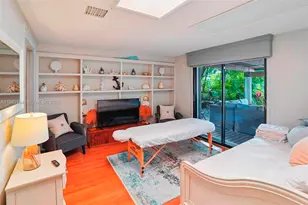 335 Coral Way, Fort Lauderdale, FL 33301 - Photo 15