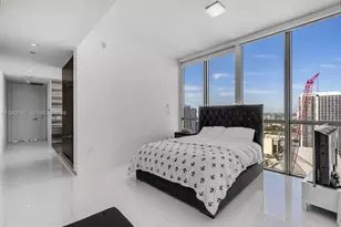 1100 Biscayne Blvd, Miami, FL 33132 - Photo 23