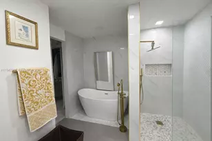 6301 NW 109th Ave, Doral, FL 33178 - Photo 7