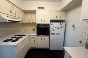 3505 S Ocean Dr, Hollywood, FL 33019 - Photo 17