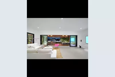 811 86th St, Miami Beach, FL 33141 - Photo 9