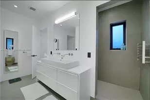 811 86th St, Miami Beach, FL 33141 - Photo 11