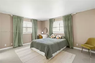 301 NE 14th Ave, Hallandale Beach, FL 33009 - Photo 11