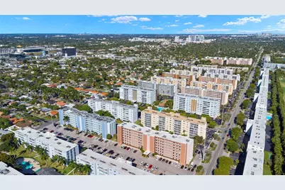 301 NE 14th Ave #601, Hallandale Beach, FL 33009 - Photo 35