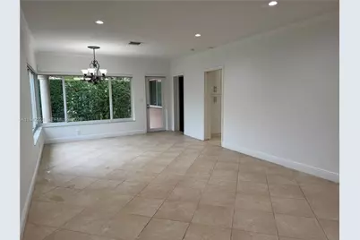 814 Capri St, Coral Gables, FL 33134 - Photo 3