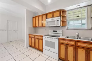 6240 SW 21st St, Miramar, FL 33023 - Photo 11