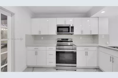 1917 SW 107th Ave #708, Miami, FL 33165 - Photo 5