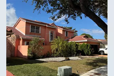 19720 NW 87th Pl, Hialeah, FL 33018 - Photo 3