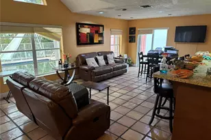 19720 NW 87th Pl, Hialeah, FL 33018 - Photo 35