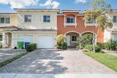 11425 NW 34th Pl, Sunrise, FL 33323 - Photo 1