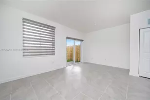 2747 SE 26th Rd, Homestead, FL 33035 - Photo 9