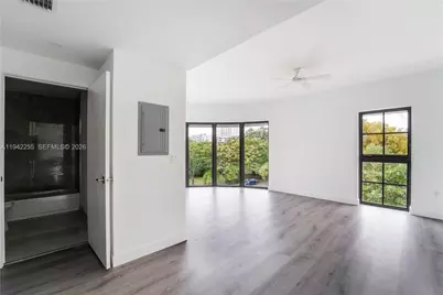 1165 NW 8th Ave #301, Miami, FL 33136 - Photo 5