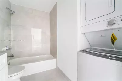 1165 NW 8th Ave #301, Miami, FL 33136 - Photo 11