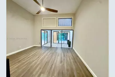 2753 S Parkview Dr, Hallandale Beach, FL 33009 - Photo 13