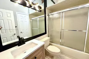 2753 S Parkview Dr, Hallandale Beach, FL 33009 - Photo 11