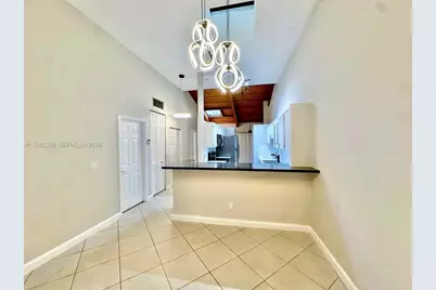 2753 S Parkview Dr, Hallandale Beach, FL 33009 - Photo 7