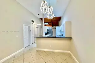 2753 S Parkview Dr, Hallandale Beach, FL 33009 - Photo 7