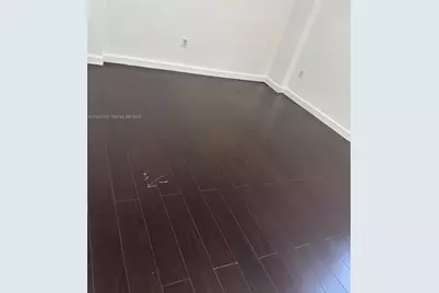 1 Glen Royal Pkwy #913, Miami, FL 33125 - Photo 9