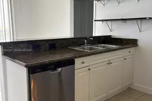 1 Glen Royal Pkwy, Miami, FL 33125 - Photo 3