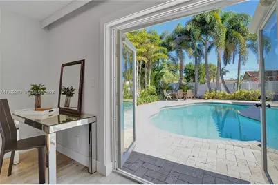 2011 NE 31st Ct, Lighthouse Point, FL 33064 - Photo 23