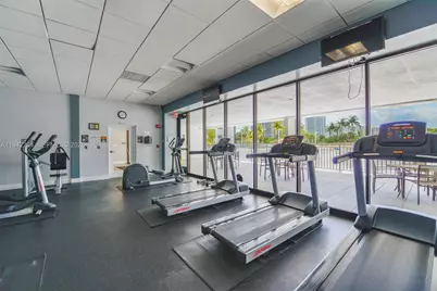 3625 N Country Club Dr #607, Aventura, FL 33180 - Photo 23