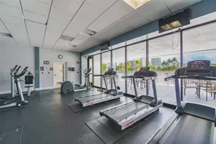 3625 N Country Club Dr, Aventura, FL 33180 - Photo 23