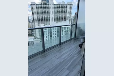 1300 Brickell Bay Dr #2802, Miami, FL 33131 - Photo 17