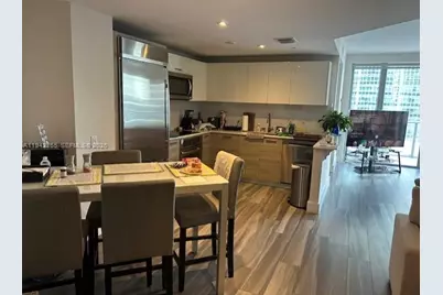 1300 Brickell Bay Dr #2802, Miami, FL 33131 - Photo 7