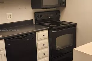 3670 Inverrary Dr, Lauderhill, FL 33319 - Photo 7