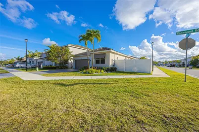 7214 Rockwood Rd, Jupiter, FL 33458 - Photo 3