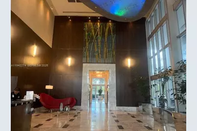 185 SW 7th St #1502, Miami, FL 33130 - Photo 1