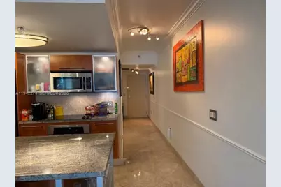 185 SW 7th St #1502, Miami, FL 33130 - Photo 11