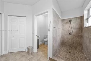 4172 NE 16th St, Homestead, FL 33033 - Photo 25