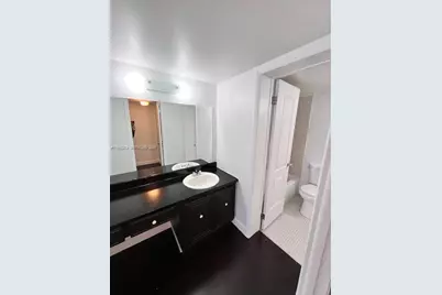 498 NW 165th St Rd #D-503, Miami, FL 33169 - Photo 17