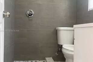 5808 Buchanan St, Hollywood, FL 33021 - Photo 3