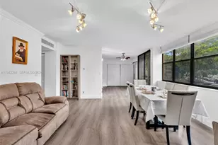 20381 NE 30th Ave, Aventura, FL 33180 - Photo 13