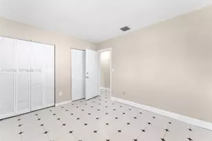 20200 SW 113th Pl, Miami, FL 33189 - Photo 13