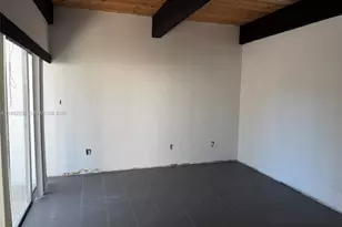 19216 NE 25th Ave, Miami, FL 33180 - Photo 3