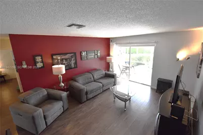 2852 Crosley Drive West #G, West Palm Beach, FL 33415 - Photo 1