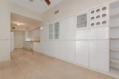 16445 Collins Ave #321, Sunny Isles Beach, FL 33160 - Photo 11