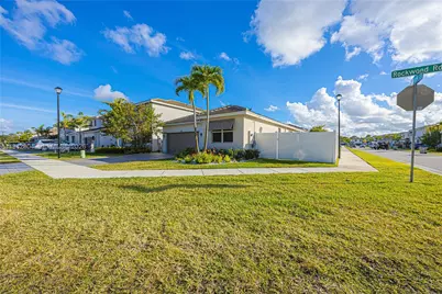 7214 Rockwood Rd, Jupiter, FL 33458 - Photo 3